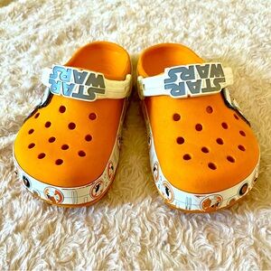 CROCS Kids Orange Star Wars BB-8 Crocs Size J 1
